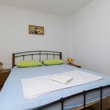 Apartment Boris Gornja Brela Екстериор снимка