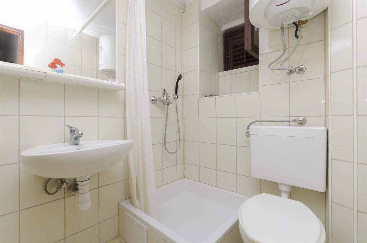 Apartment Boris Gornja Brela Екстериор снимка